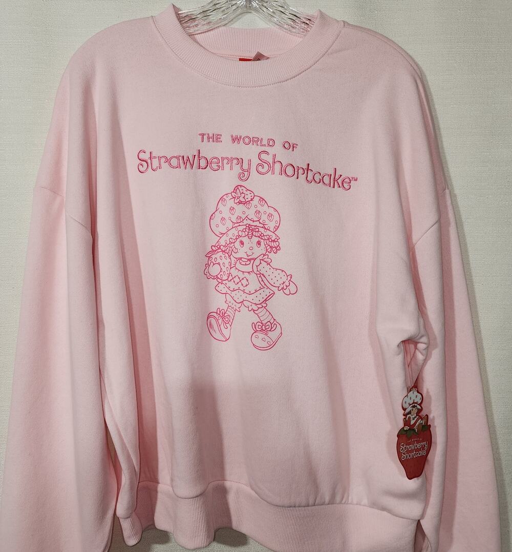 Strawberry shortcake sweatshirt women's size medium
